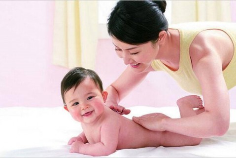 成都代生宝宝长牙了就断奶了吗 喂奶的六大误区妈妈千万要避开